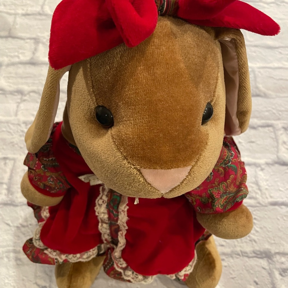 Toys”R”Us 1985 rabbit ear production girl bunny rabbit velveteen